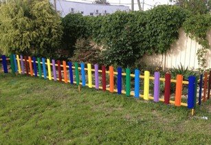 Декоративное ограждение участка в гостинице г. Луганск